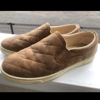 アグ(UGG)のアグ UGG キルティングレザースリッポン 23.5cm US6.5 ブラウン(スリッポン/モカシン)