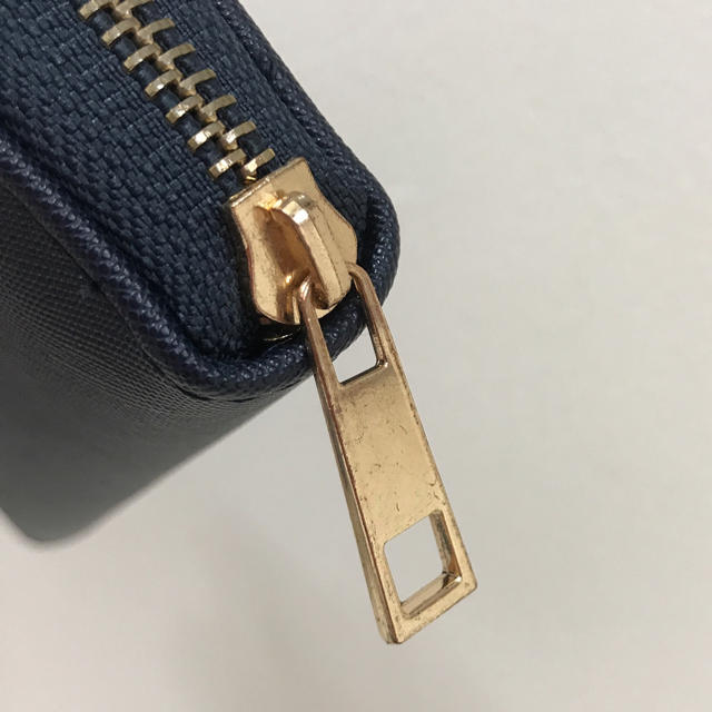 ZARA(ザラ)の美品 zara 長財布 財布 ネイビー Stradivarius h&m GU レディースのファッション小物(財布)の商品写真