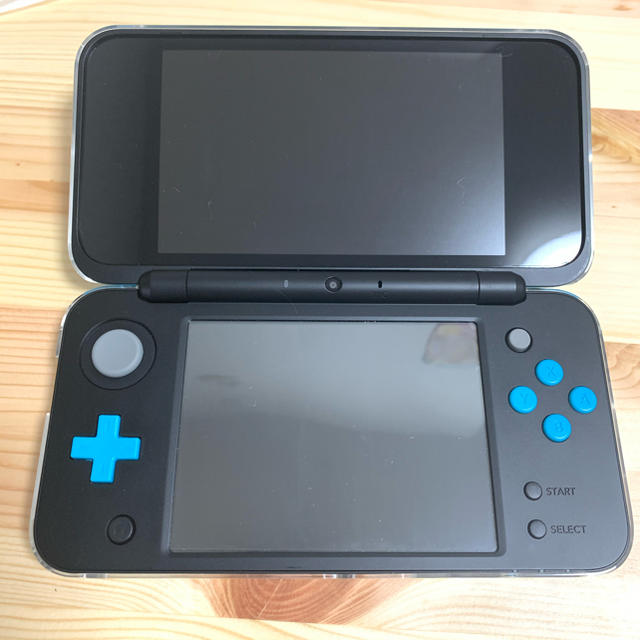 Nintendo ゲーム機本体 NEW ニンテンドー 2DS LL ブラック/タ