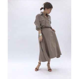 マディソンブルー(MADISONBLUE)のMADISONBLUE HAMPTON LINEN シャツ　値下げ！！(シャツ/ブラウス(長袖/七分))