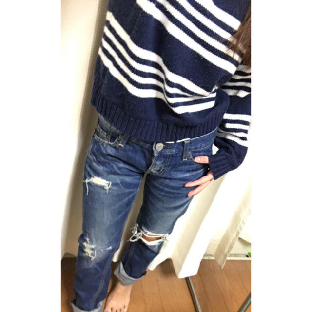 moussy(マウジー)のmoussyダメージデニムボーイズ レディースのパンツ(デニム/ジーンズ)の商品写真