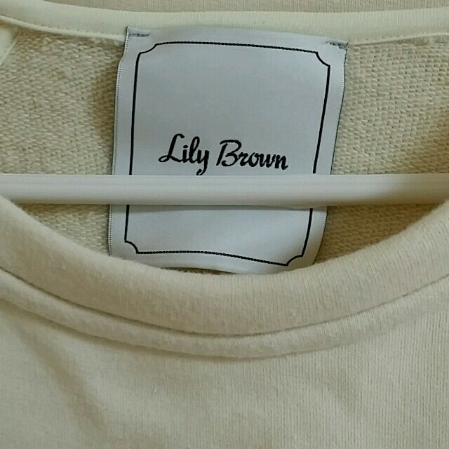 Lily Brown(リリーブラウン)のフラワースウェットトップス♡ レディースのトップス(トレーナー/スウェット)の商品写真