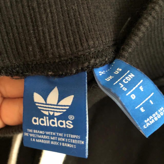 adidas(アディダス)のadidas　アディダスオリジナルス　スウェットパンツ S レディースのパンツ(その他)の商品写真