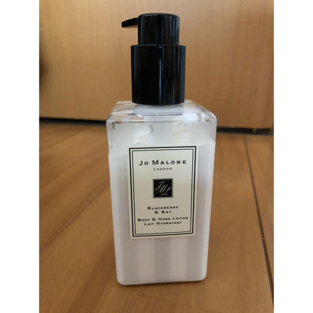 Jo Malone(ジョーマローン)の専用です！Jo MALONE ブラックベリー&ベ一 コスメ/美容のボディケア(ボディローション/ミルク)の商品写真