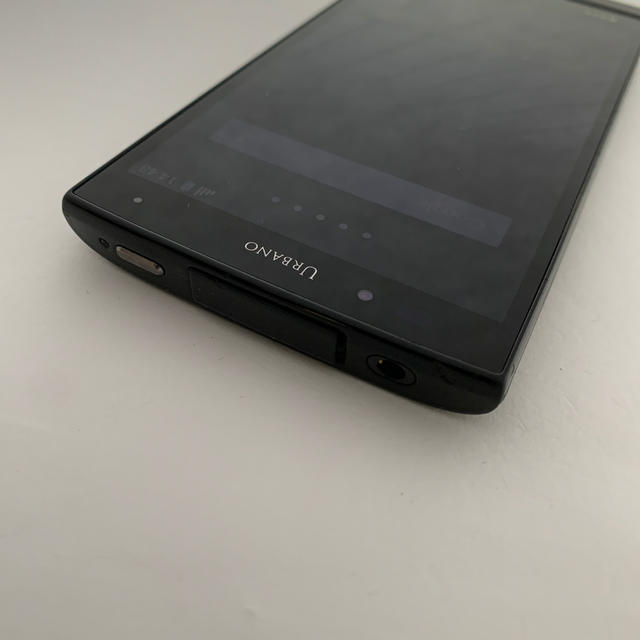 京セラ(キョウセラ)の☆au☆KYY21 ブラック☆RS03 3771 スマホ/家電/カメラのスマートフォン/携帯電話(スマートフォン本体)の商品写真