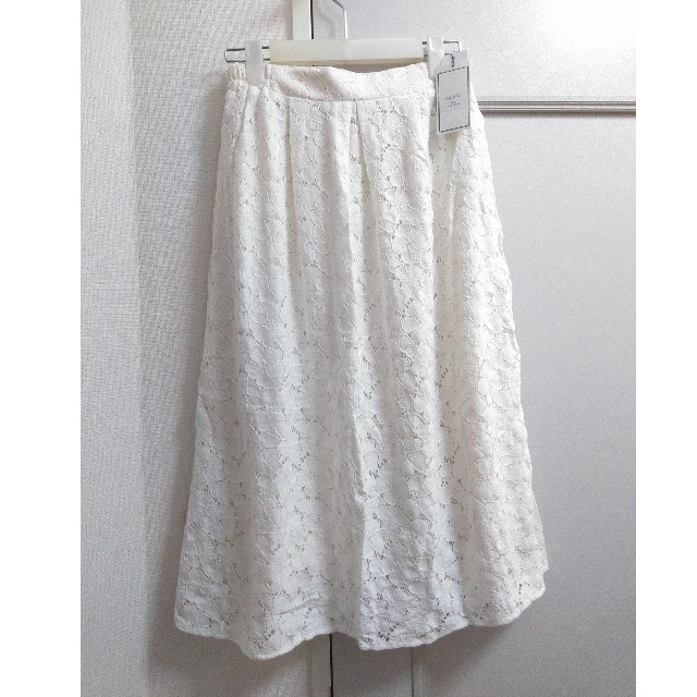 a.g.plus(エージープラス)の☆a.g.plusエージープラスの白総レーススカート☆ レディースのスカート(ひざ丈スカート)の商品写真