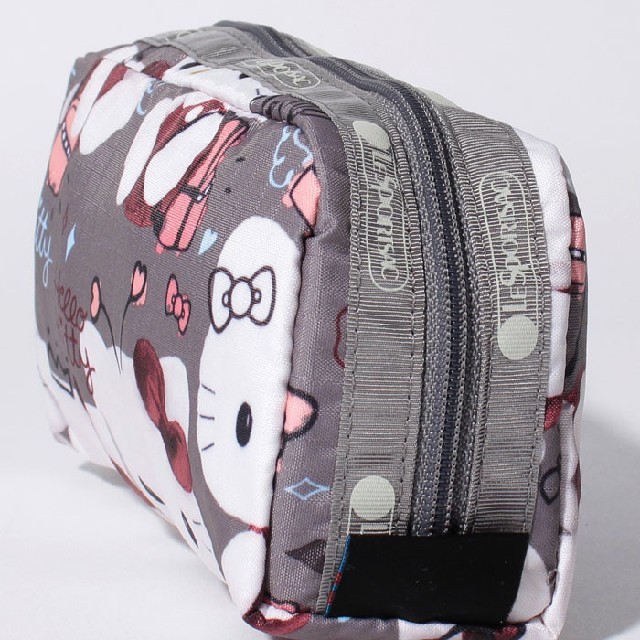 LeSportsac(レスポートサック)の新品　タグ付き　HELLO  KITTY×LeSportsac コラボポーチ エンタメ/ホビーのおもちゃ/ぬいぐるみ(キャラクターグッズ)の商品写真