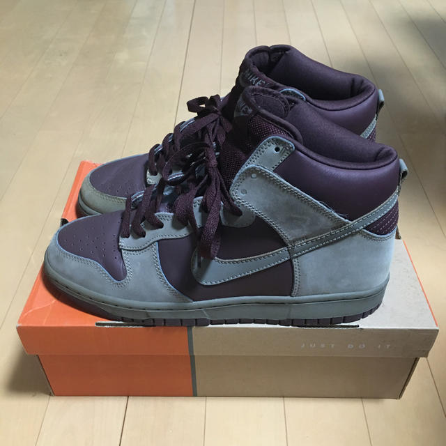 NIKE(ナイキ)のNIKE DUNK HIGH メンズの靴/シューズ(スニーカー)の商品写真