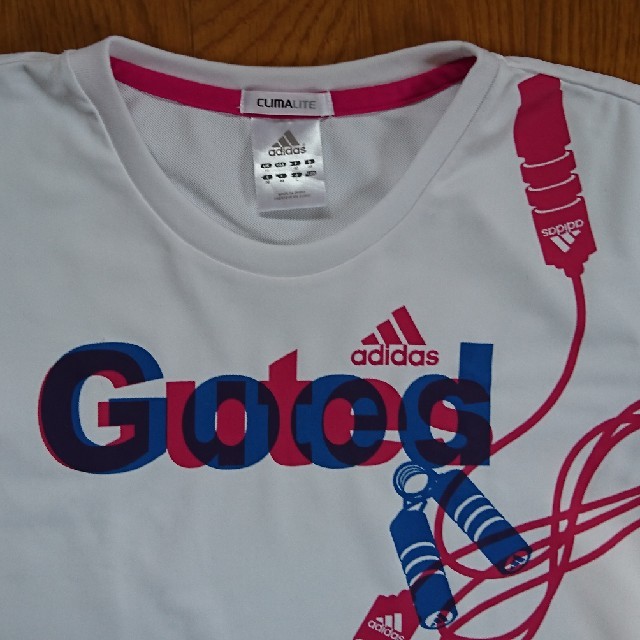 adidas(アディダス)のTシャツ  レディース レディースのトップス(Tシャツ(半袖/袖なし))の商品写真