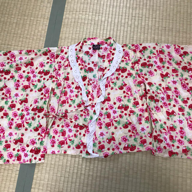 甚平・浴衣　130㎝ キッズ/ベビー/マタニティのキッズ服女の子用(90cm~)(甚平/浴衣)の商品写真