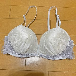 ブラジャー　D70  白　ホワイト(ブラ)