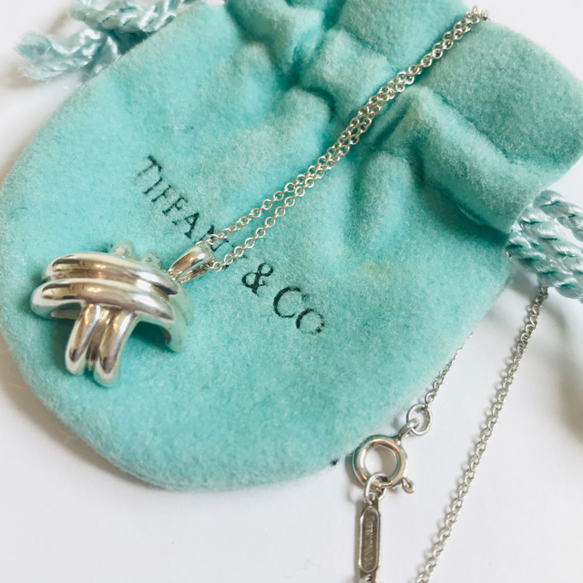 Tiffany & Co. - 美品☆ティファニー シグネチャークロスネックレスの