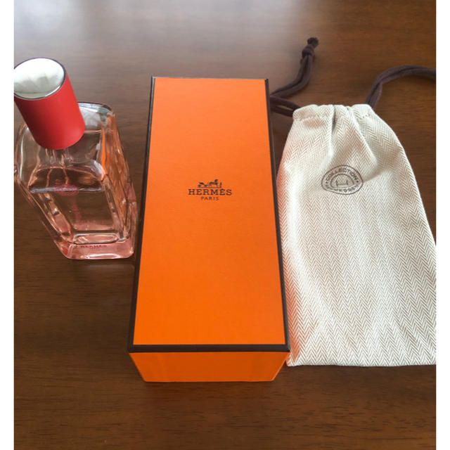 Hermes(エルメス)のエルメス  ローズイケバナ　100ml コスメ/美容の香水(香水(女性用))の商品写真