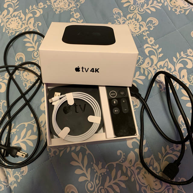 (美品)AppleTV 4k 32gb 4k対応HDMIケーブル付き