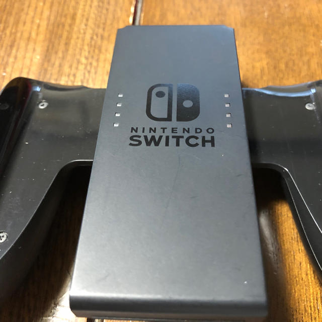 任天堂(ニンテンドウ)の[ぷる様専用任天堂純正品] Joy-Con ネオングリーン/ネオンピンク エンタメ/ホビーのゲームソフト/ゲーム機本体(家庭用ゲーム機本体)の商品写真