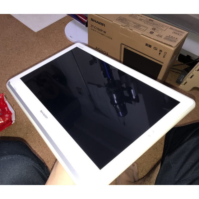 SHARP AQUOS ポータブル液晶テレビ 2T-C16AP-W 防水 SHARP AQUOS ポータブル液晶テレビ 2T-C16AP-W 防水