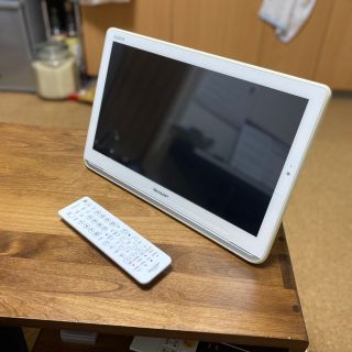 アクオス(AQUOS)のSHARP AQUOS ポータブル液晶テレビ　2T-C16AP-W 防水(テレビ)