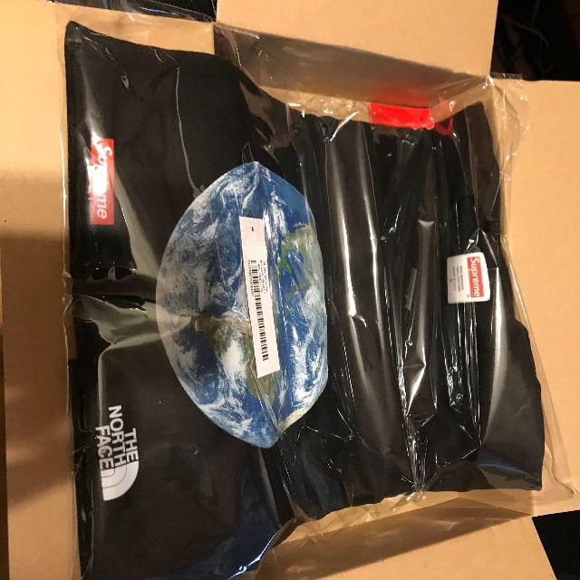 Supreme(シュプリーム)のS) Supreme The North Face One World Tee メンズのトップス(Tシャツ/カットソー(半袖/袖なし))の商品写真