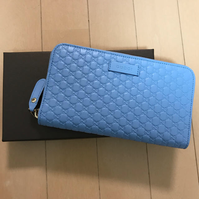 Gucci(グッチ)のGUCCI 長財布 レディースのファッション小物(財布)の商品写真