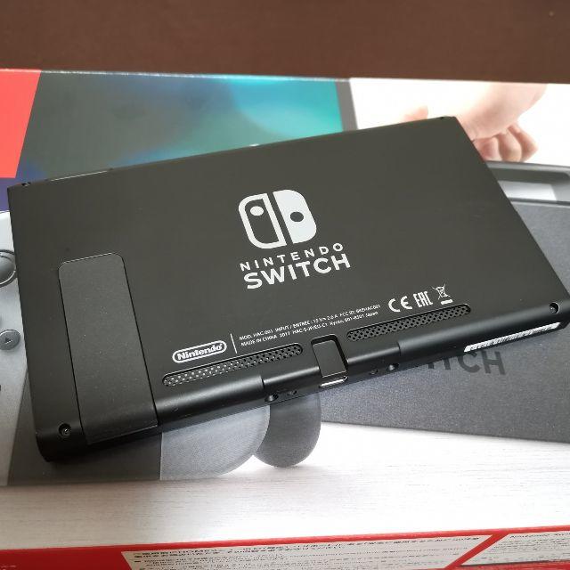 Nintendo Switch(ニンテンドースイッチ)の【値下げ】Nintendo Switch 本体 グレー 中古 スプラトゥーン エンタメ/ホビーのゲームソフト/ゲーム機本体(家庭用ゲーム機本体)の商品写真