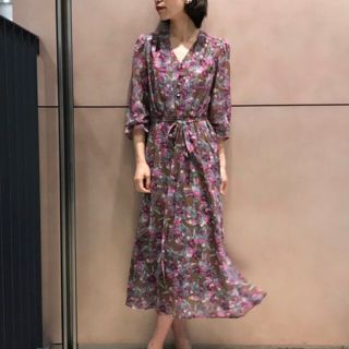 アメリヴィンテージ(Ameri VINTAGE)のfu様専用　　アメリヴィンテージ ワンピース　花柄　ピンク(ロングワンピース/マキシワンピース)