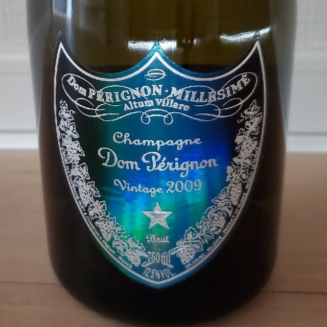 Dom Pérignon(ドンペリニヨン)のドンペリ2009 食品/飲料/酒の酒(シャンパン/スパークリングワイン)の商品写真