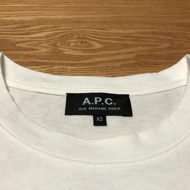 A.P.C(アーペーセー)の【🍎さま専用】A.P.C.ロゴTシャツ　XS メンズのトップス(Tシャツ/カットソー(半袖/袖なし))の商品写真