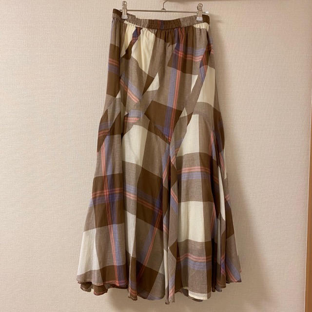 URBAN RESEARCH DOORS(アーバンリサーチドアーズ)のアーバンリサーチドアーズ　チェックフレアスカート レディースのスカート(ロングスカート)の商品写真