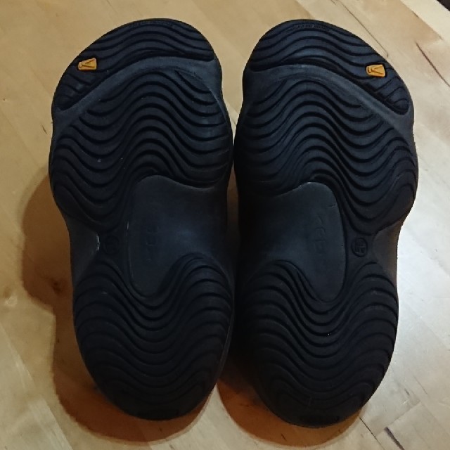 KEEN(キーン)のKEEN  ヨギ メンズの靴/シューズ(サンダル)の商品写真