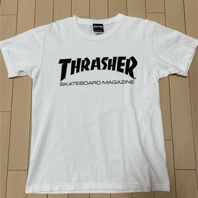 THRASHER(スラッシャー)の【THRASHER】Ｔシャツ　白　Ｍサイズ メンズのトップス(Tシャツ/カットソー(半袖/袖なし))の商品写真