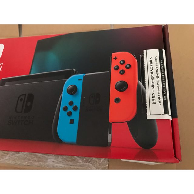 任天堂(ニンテンドウ)の【値下げ】任天堂 Switch 本体 新品未開封 ネオンブルー ニンテンドー エンタメ/ホビーのゲームソフト/ゲーム機本体(家庭用ゲーム機本体)の商品写真