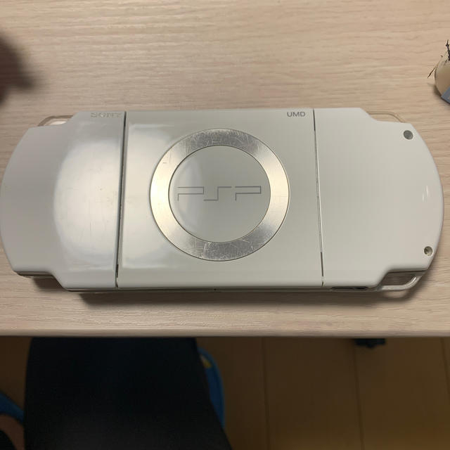 PlayStation Portable(プレイステーションポータブル)のPSP  2000 エンタメ/ホビーのゲームソフト/ゲーム機本体(携帯用ゲーム機本体)の商品写真