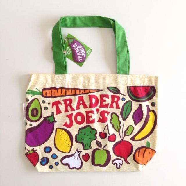 Trader Joe's トレーダージョーズ エコバッグ トートバッグ レディースのバッグ(エコバッグ)の商品写真