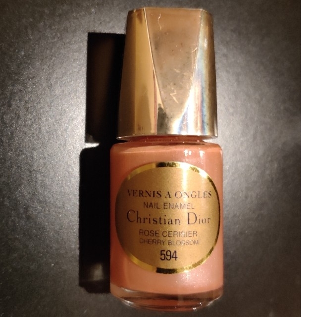 Christian Dior Dior ネイル エナメル 594の通販 by 無花果 クリスチャンデイオ-ル ネイルエナメル