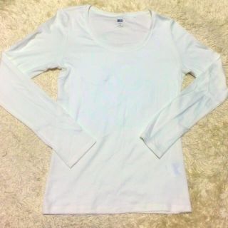 ユニクロ(UNIQLO)の無地 白ロンT(Tシャツ(長袖/七分))