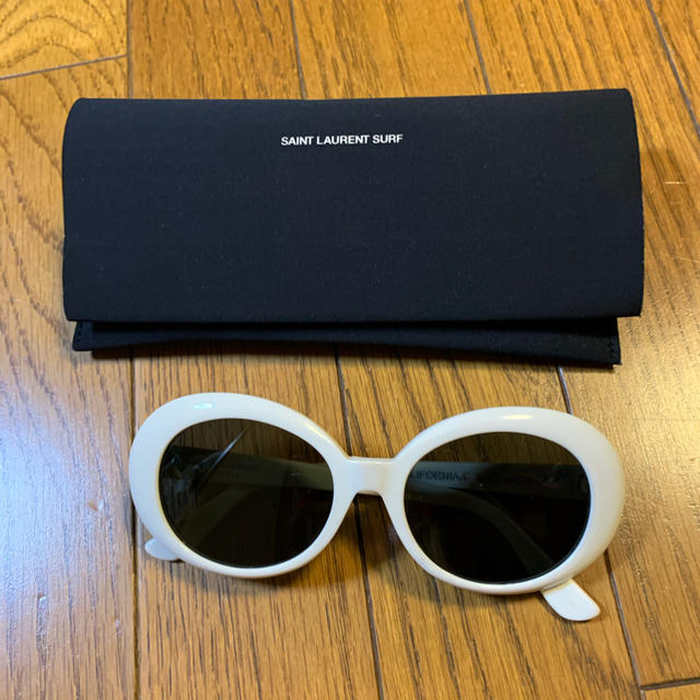 Saint Laurent(サンローラン)のsaint laurent サンローラン カートコバーン 型　サングラス　ysl メンズのファッション小物(サングラス/メガネ)の商品写真