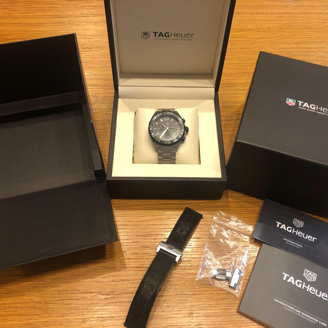 TAG Heuer(タグホイヤー)の【ひぐ様専用】タグホイヤー フォーミュラ1 クロノグラフ  メンズの時計(腕時計(アナログ))の商品写真