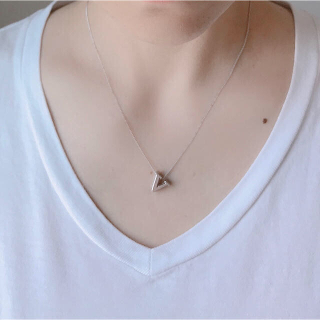 防弾少年団(BTS)(ボウダンショウネンダン)のV necklace   ハンドメイドのアクセサリー(ネックレス)の商品写真