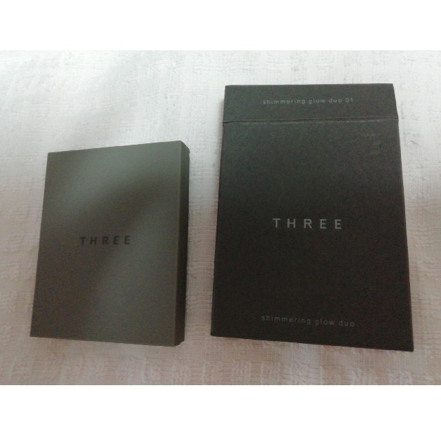 THREE(スリー)のスリー THREE シマリング グローデュオ 01 コスメ/美容のベースメイク/化粧品(チーク)の商品写真