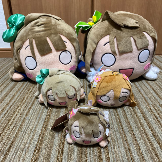 BANPRESTO(バンプレスト)の格安出品！　ラブライブ ！南ことり　国木田花丸　ねそべり　ぬいぐるみ5つセット エンタメ/ホビーのおもちゃ/ぬいぐるみ(ぬいぐるみ)の商品写真