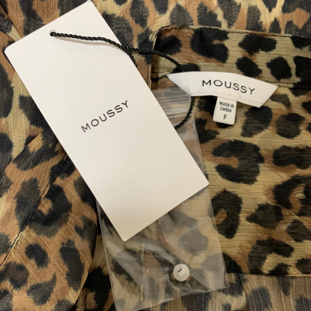 moussy(マウジー)の〈新品・未使用・タグ付き〉moussy マウジー♥シャツ レオパード柄 レディースのトップス(シャツ/ブラウス(長袖/七分))の商品写真