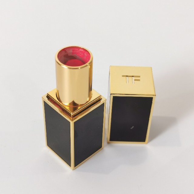 TOM FORD(トムフォード)のトムフォード　リップカラー09 コスメ/美容のベースメイク/化粧品(口紅)の商品写真