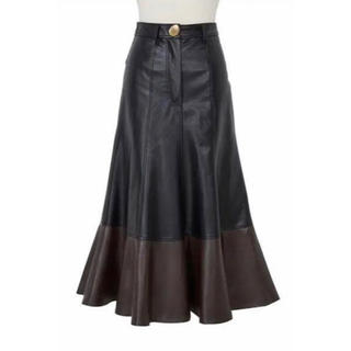スナイデル(SNIDEL)の【Her lip to】Faux Leather Midi Skirt(ひざ丈スカート)