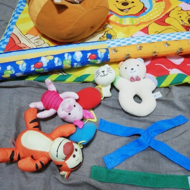 Takara Tomy(タカラトミー)のプーさん　ベビージム（おまけ付） キッズ/ベビー/マタニティのおもちゃ(ベビージム)の商品写真