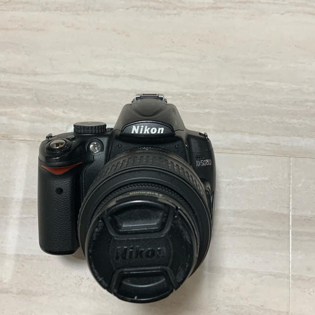 Nikon D5000 デジタル一眼レフカメラボディ(ジャンク品)