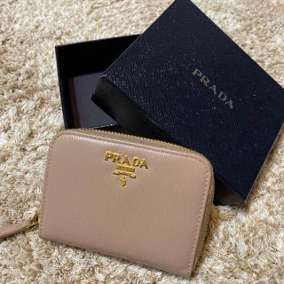 プラダ(PRADA)の珊瑚様☆美品☆プラダ　サフィアーノ　コインケース　ピンクベージュ(コインケース)