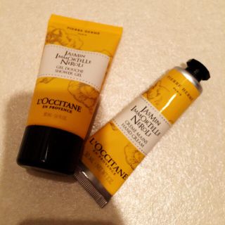 ロクシタン(L'OCCITANE)のamu様 専用♡(ハンドクリーム)