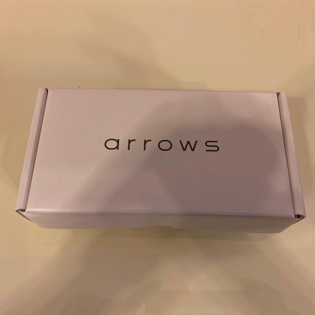 arrows(アローズ)の【富士通】新品未使用品 ARROWS M05 SIMフリー スマホ/家電/カメラのスマートフォン/携帯電話(スマートフォン本体)の商品写真