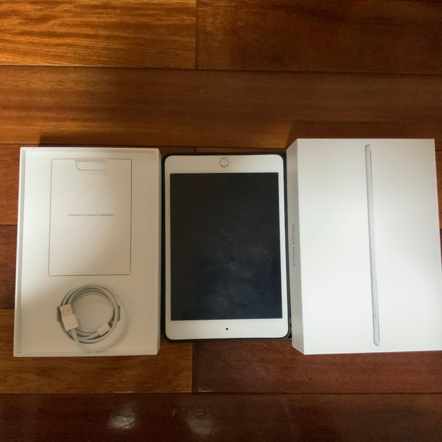 美品　iPad mini 7.9インチ 第5世代 Wi-Fi 256GB