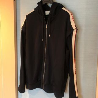 グッチ(Gucci)のGucci テクニカル　ジップアップパーカー(ブルゾン)